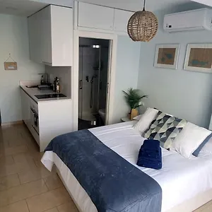 https://exclusive-beach-studio-playa-malagueta.1costadelsol.com